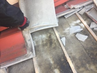 岡山市北区 瓦屋根葺き替え工事 瓦徹底