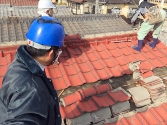 岡山市北区 屋根瓦葺き替え工事 瓦撤去