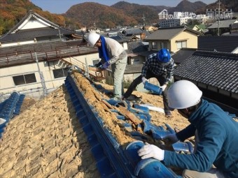 備前市 瓦葺き替え工事 瓦撤去