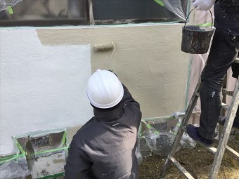 岡山市北区 外壁塗装ローラー仕上げです