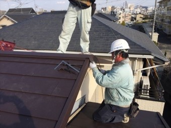 岡山市北区 スーパーガルテクト棟巴施工