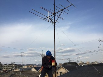 岡山市北区でスーパーガルテクトの工事中にアンテナが不具合です