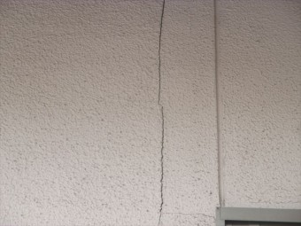倉敷市 ウッドデッキ塗装 外壁クラック