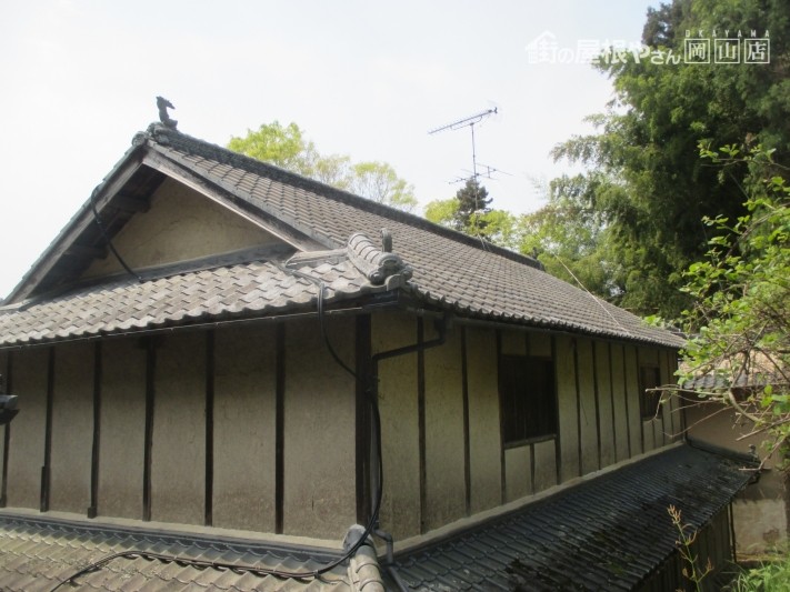 岡山県久米南町 屋根工事 瓦の種類はセメント瓦
