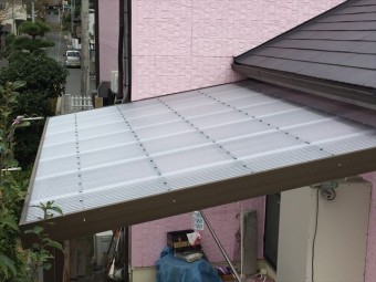 玉野市でポリカナミイタ工事