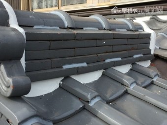 岡山市南区 屋根修繕 棟の瓦止めラバーロック工法
