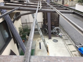 岡山市北区 カーポートの部材復旧