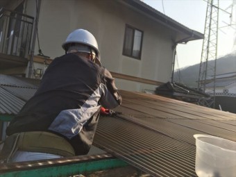 岡山市東区カーポート波板工事