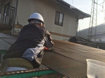 岡山市東区カーポート波板工事