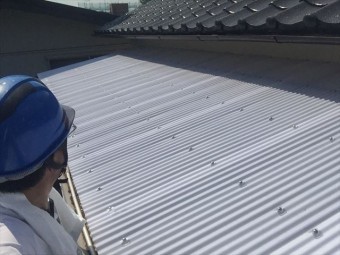 岡山市中区テラスの波板張替