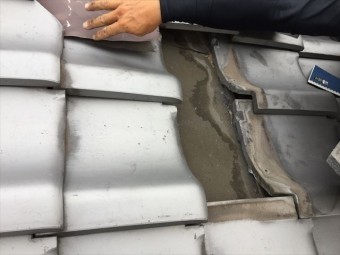 岡山市北区で雨漏り修理点検 雨漏り跡
