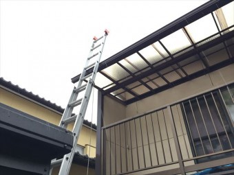 岡山市南区テラスの波板が飛びそう