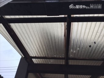 岡山市南区テラスの波板が飛びそう