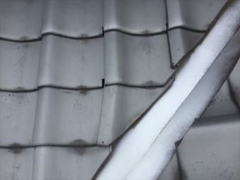 玉野市 雨漏り修理 ズレた瓦を修理