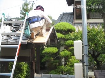 岡山市中区門の瓦補修工事