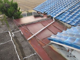 岡山市南 雨漏り修理 板金の屋根