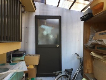 岡山市南区 雨漏り修理 ポリカ張り替え