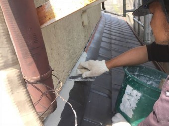 岡山市南区 瓦際の熨斗の上に漆喰