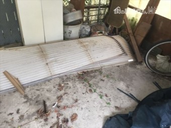 岡山市中区 カーポートの波板が飛んだ
