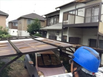 岡山市中区 カーポートの波板が飛んだ
