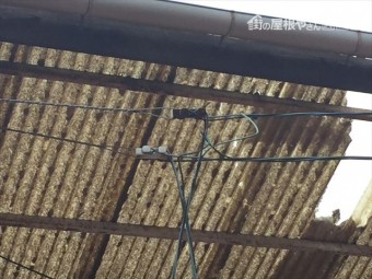 岡山市北区 屋根破損 ほかの屋根材も割れています