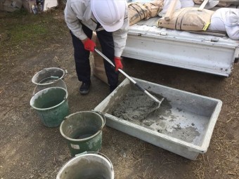 岡山市北区 雨漏り修理 モルタル練り