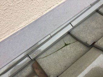 岡山市中区 雨漏り修理 瓦が割れて