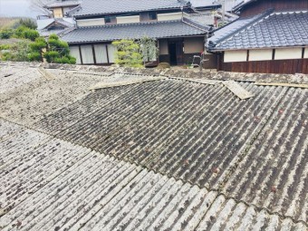 岡山市北区 スレートの棟劣化