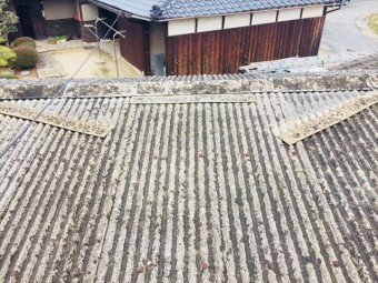 岡山市北区 スレートの棟劣化