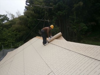 岡山県久米南町 屋根工事 屋根リフォーム 防水シート張り