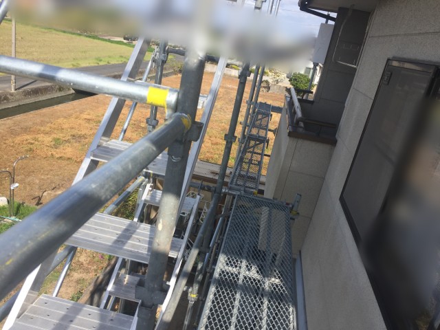 カラーベスト 寄棟屋根棟板金 足場解体
