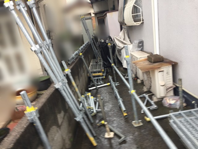 葺き替え　足場　セメント瓦