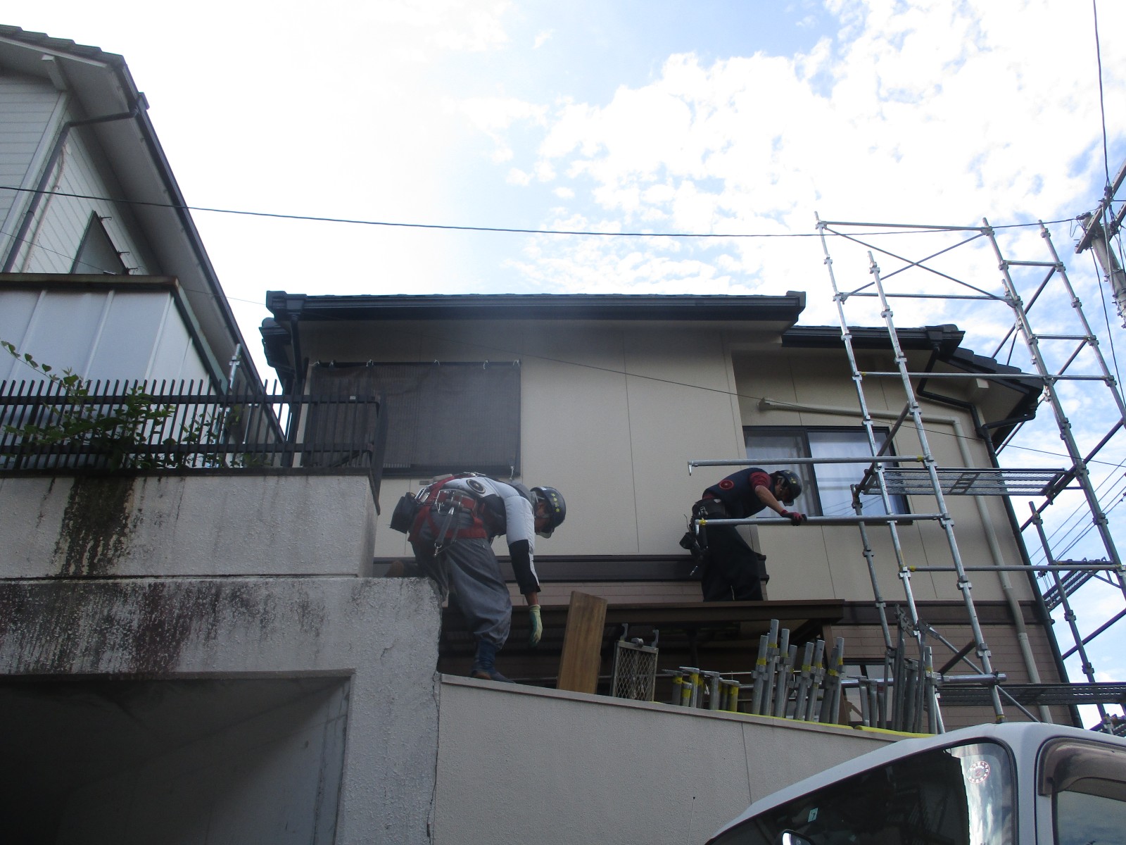 セメント瓦から三州瓦の平板瓦へ岡山市中区の屋根葺き替えが完成