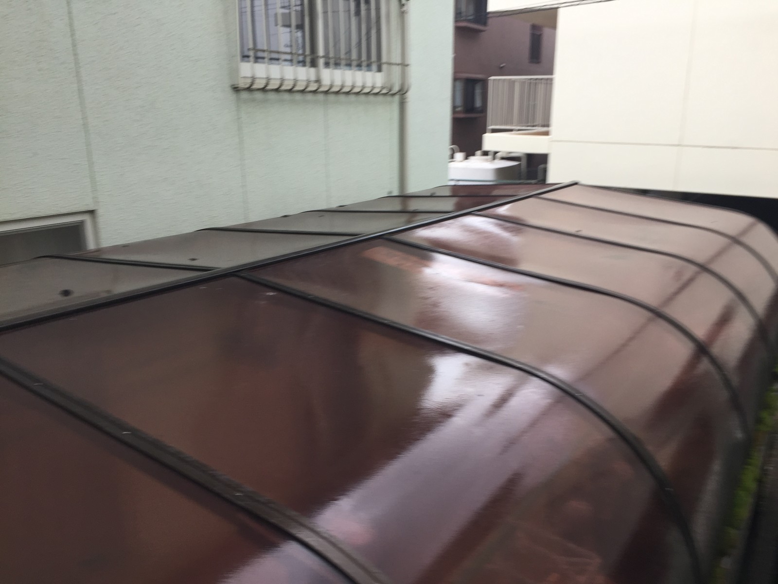 カーポート　ポリカボネート　張り替え　駐車場