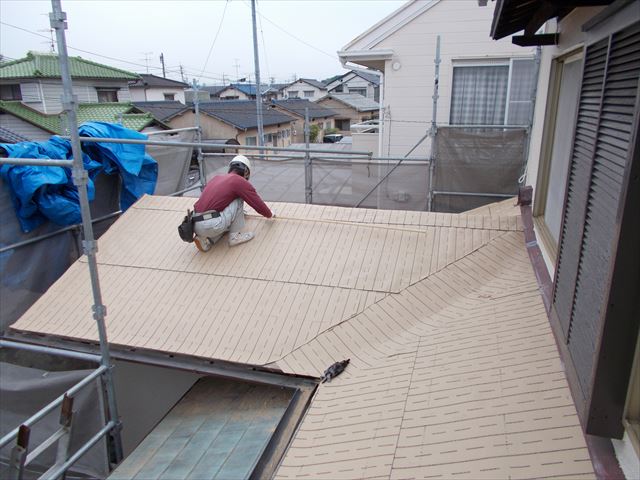 岡山市南区　屋根工事 雨漏り修理　ルーフィング工事