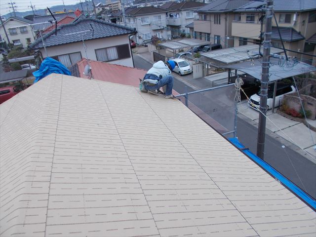 岡山市北区　屋根工事　防水紙