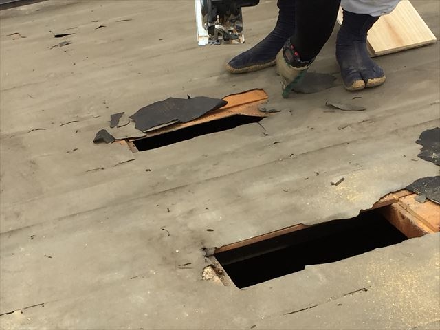 岡山市北区　屋根工事 雨漏り修理　野地板補修