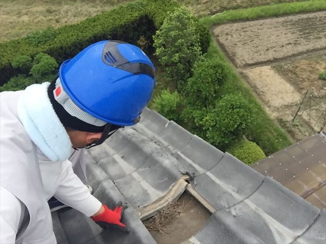 岡山市南区で屋根瓦修理点検