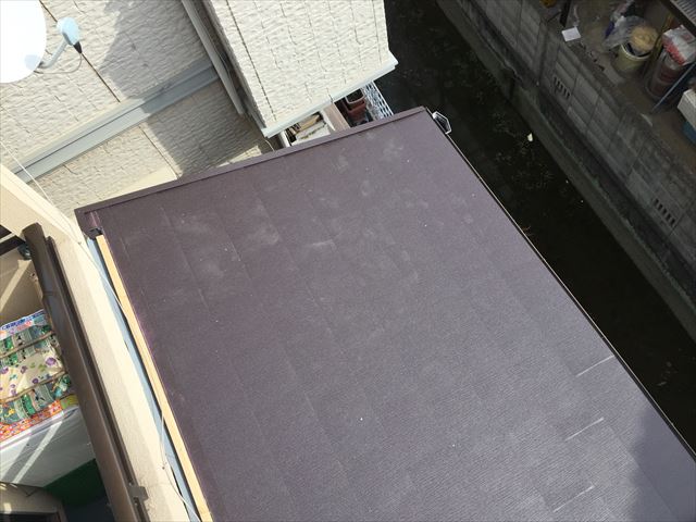 岡山市北区　軽量ガルバリウム鋼板横葺きのスーパーガルテクトの工事