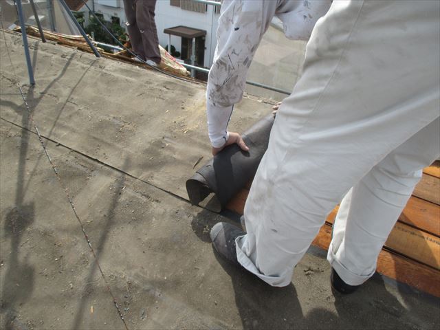 岡山市南区　屋根工事　屋根リフォーム　雨漏り修理　屋根葺き替え　防水紙撤去