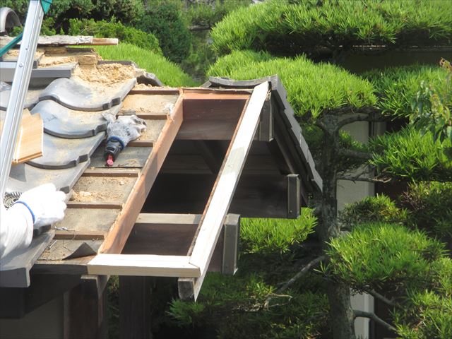 岡山市中区門の瓦補修工事