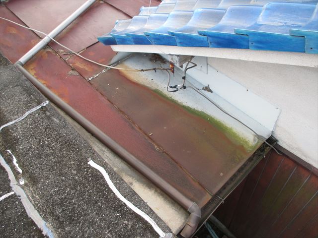岡山市南区　雨漏り修理　屋根リフォーム工事