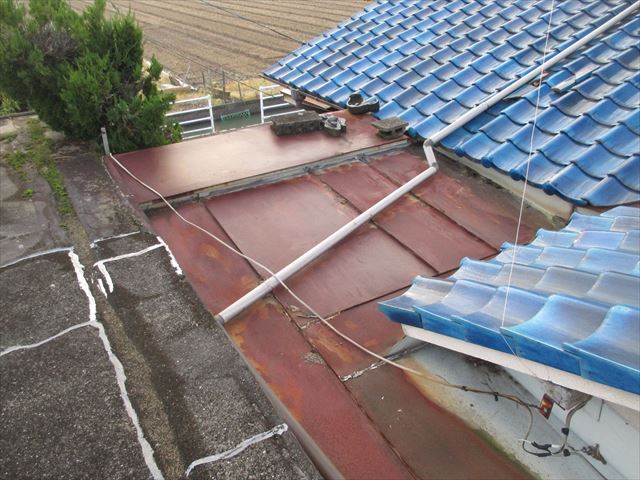 岡山市南区　陸屋根の雨漏り点検
