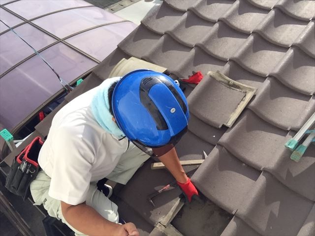 岡山市北区　瓦屋根葺き替え工事　屋根診断士の屋根点検