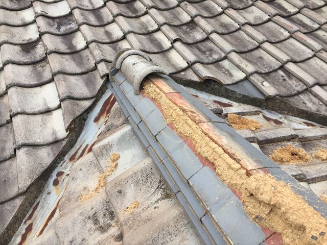 岡山市南区で火災保険で台風で壊れた屋根瓦が直せて安心です