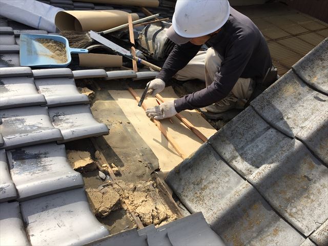 岡山市北区で台風　雨漏り修理　熨斗解体組み立て